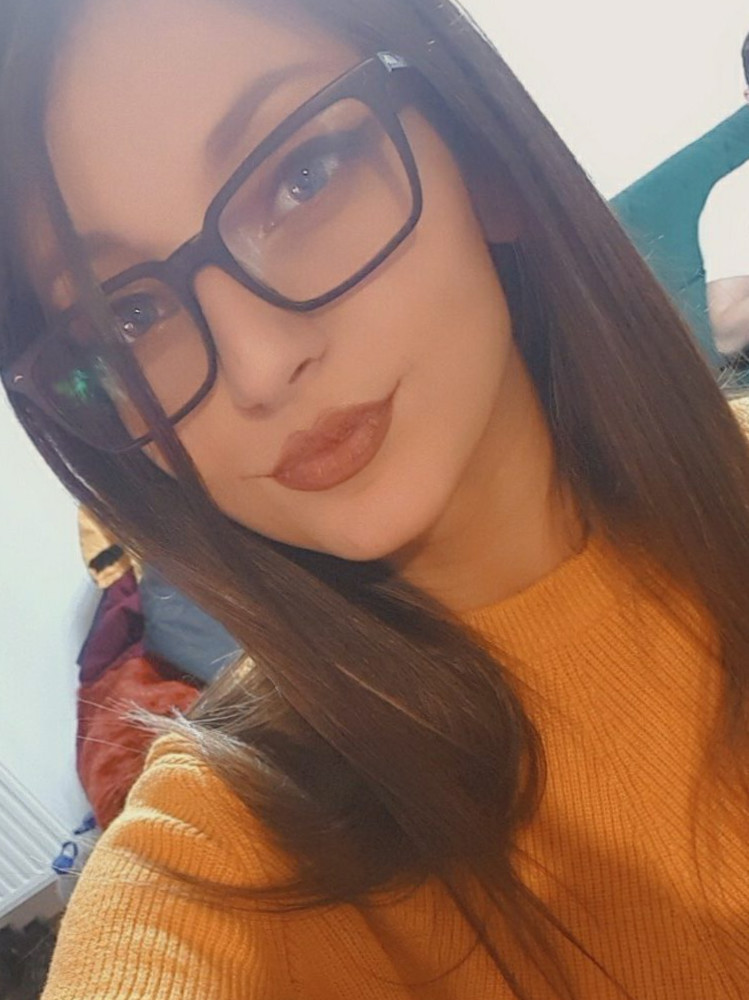Stoute nerd wil geile sex